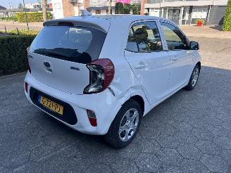 Kia Picanto 1.0 MPi ComfortPlusLine picture 4