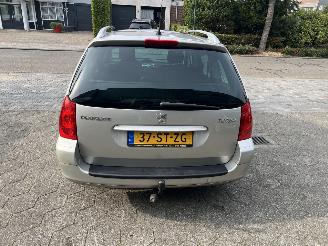 Peugeot 307 1.6-16V Pack picture 4