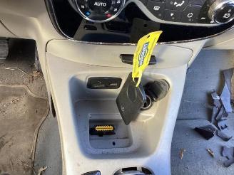 Renault Zoé Zoe (AG), Hatchback 5-drs, 2012 46kW picture 18