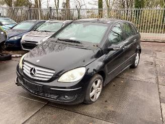Salvage car Mercedes B-klasse B (W245), Hatchback, 2005 / 2011 1.7 B-170 16V 2005/8