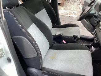 Suzuki Swift Swift (ZA/ZC/ZD1/2/3/9), Hatchback, 2005 / 2011 1.3 VVT 16V picture 27