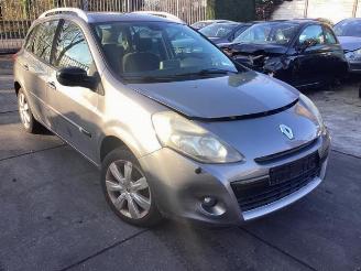 Autoverwertung Renault Clio Clio III Estate/Grandtour (KR), Combi, 2007 / 2014 1.6 16V 2011/1