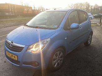 Auto incidentate Opel Agila 1.2 16V MPV  Benzine 1.242cc 63kW (86pk) FWD 2008-04/2012-10  K12B; EURO4 2010/4