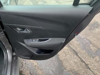 Peugeot 208 208 II (UB/UH/UP), Hatchback 5-drs, 2019 1.2 Vti 12V PureTech 100 picture 30