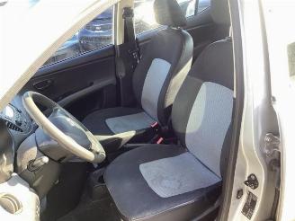 Hyundai I-10 i10 (F5), Hatchback, 2007 / 2013 1.1i 12V picture 16