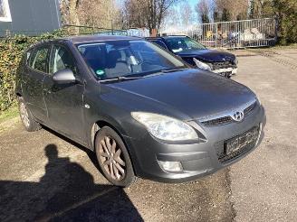 Salvage car Hyundai I-30 i30 (FD), Hatchback, 2007 / 2011 1.4 CVVT 16V 2007/12