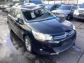 Vrakbiler auto Citroën C4 C4 Berline (NC), Hatchback 5-drs, 2009 1.6 Hdi 90 2013/5