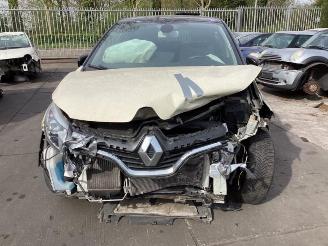 Uttjänta bilar auto Renault Captur Captur (2R), SUV, 2013 1.2 TCE 16V EDC 2015/1