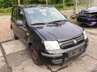 Uttjänta bilar auto Fiat Panda Panda (169), Hatchback, 2003 / 2013 1.2, Classic 2010/4