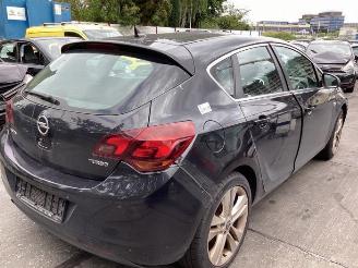 Opel Astra Astra J (PC6/PD6/PE6/PF6), Hatchback 5-drs, 2009 / 2015 1.6 Turbo 16V picture 4