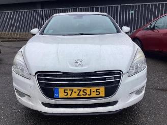 Peugeot 508 508 (8D), Sedan, 2010 / 2018 2.0 Hybrid4 16V picture 8