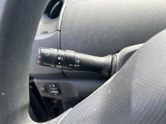 Toyota Yaris Yaris II (P9), Hatchback, 2005 / 2014 1.0 12V VVT-i picture 33