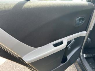 Toyota Yaris Yaris II (P9), Hatchback, 2005 / 2014 1.0 12V VVT-i picture 30