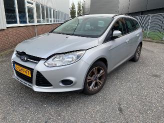  Ford Focus 1.0 Ti-VCT EcoBoost 12V 100 Combi/o  Benzine 998cc 74kW (101pk) FWD 2012-02/2018-05  M2DA 2013/12