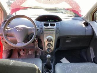 Toyota Yaris Yaris II (P9), Hatchback, 2005 / 2014 1.0 12V VVT-i picture 20