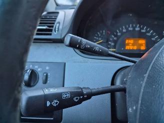 Mercedes Vito 2.2 111 CDI  Diesel 2.148cc 80kW picture 10