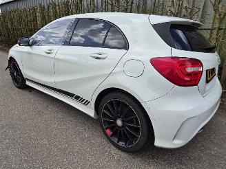 Mercedes A-klasse AMG line picture 3