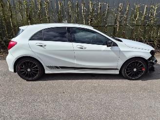 Mercedes A-klasse AMG line picture 4
