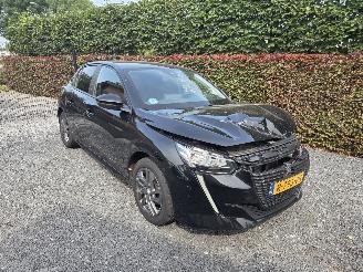 Schadeauto Peugeot 208 1.2 PureTech Active Pack 2022/11