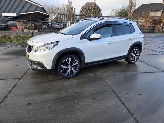 Avarii autoturisme Peugeot 2008 1.2 PureTech Allure 2018/3