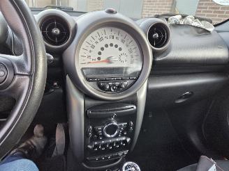 Mini Cooper COUNTRYMAN picture 9