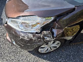 Peugeot 208  picture 6