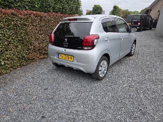 Peugeot 108  picture 4
