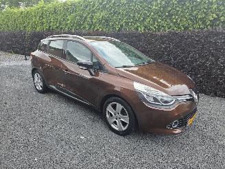 skadebil auto Renault Clio 0.9 TCe Dynamique 2014/10