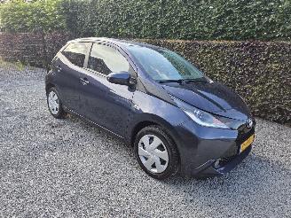 škoda osobní automobily Toyota Aygo 1.0 VVT-I X-Play 2018/5