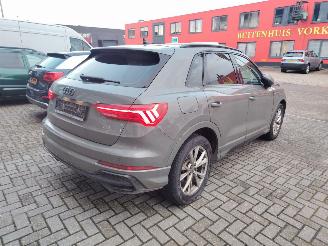 Audi Q3 S-Line DSG Matrix Leder Camera 2.0 tdi picture 7