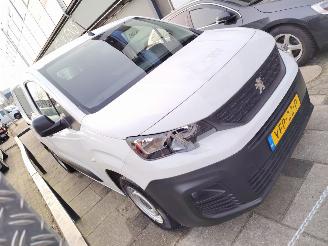 Peugeot Partner Groot Navi MOTORSCHADE! picture 2