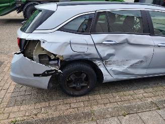 Opel Astra SPORTS TOURER+ picture 4