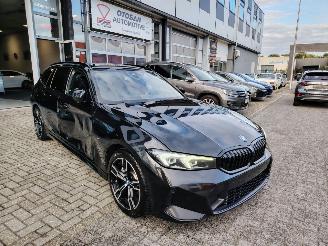 uszkodzony samochody osobowe BMW 3-serie 320E M Performance Facelift CURVED SCREEN HARMAN KARDON 2023/1