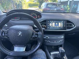  Peugeot 308 1.2 puretech style PANO 2015/3