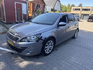Avarii autoturisme Peugeot 308 1.2 puretech style 2015/1
