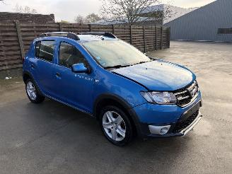 skadebil auto Dacia Sandero STEPWAY 0.9 TCE 90 2015/8