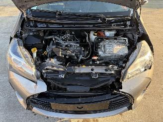 Toyota Yaris 1.5I - 16V HYBRID picture 16