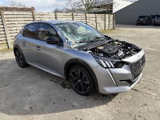 krockskadad bil auto Peugeot 208 GT-LINE 1.5 BLUE HDI -16V TURBO 2023/9