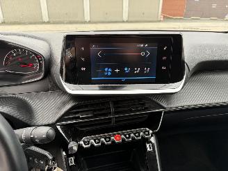 Peugeot 208 1.5 BLUE HDI - 16V TURBO picture 9