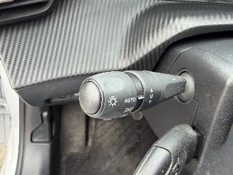 Peugeot 208 1.5 BLUE HDI - 16V TURBO picture 12