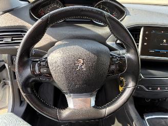 Peugeot 308 2 PHASE 2 1,5 picture 14