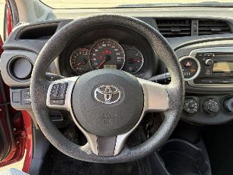 Toyota Yaris 1.0 VVTI - 12V picture 12
