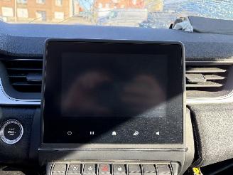 Renault Captur 1.6i - 16V SCE 145 E-TECH picture 8