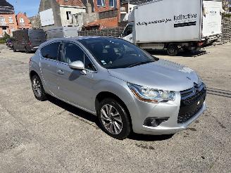 krockskadad bil auto Citroën DS4 PHASE 1 2.0 HDI - 16V TURBO 2014/6