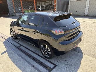 Peugeot 208 II 1.2I PURETECH 12V picture 4