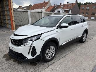 Avarii autoturisme Peugeot 5008 II 1.2I PURETECH 12V 2021/7