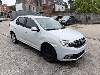 uszkodzony samochody osobowe Dacia Logan II 0.9 TCE 90 2017/11