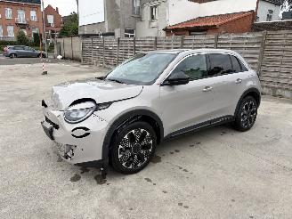 Schadeauto Fiat 600 E-600 LA PRIMA 2024/9