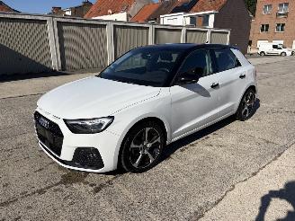 krockskadad bil auto Audi A1 30-TFSI - 12V TURBO 2021/4