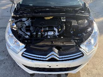 Citroën C4 1.6 HDI - 8V TURBO picture 16